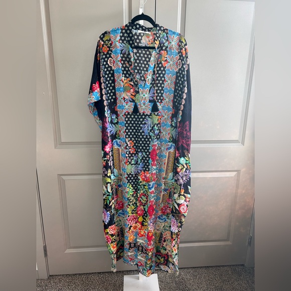 Johnny Was Dreamer Long Kaftan Maxi Dress Boho Floral Silk Blend Size L - Picture 3 of 10